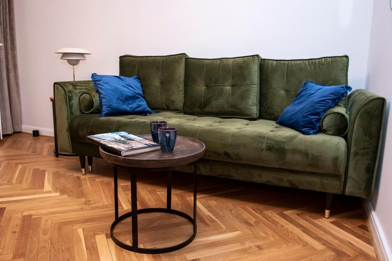 Apartament Przy Metrze Wierzbno Z Nuta Vintage Βαρσοβία Εξωτερικό φωτογραφία