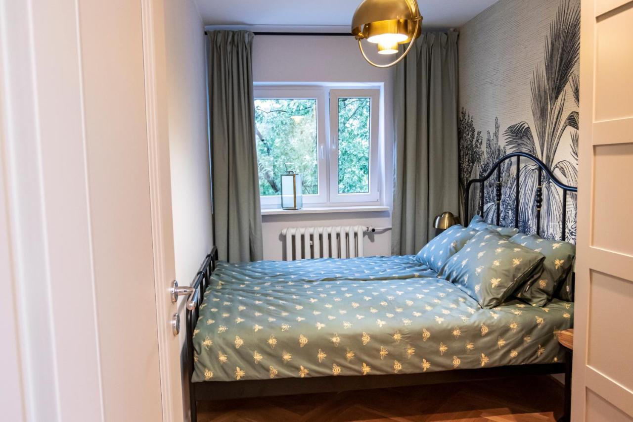 Apartament Przy Metrze Wierzbno Z Nuta Vintage Βαρσοβία Εξωτερικό φωτογραφία